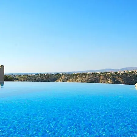 Fantastic Junior Cz02 Salamis With Gorgeous Views, Aphrodite Hills Вилла *