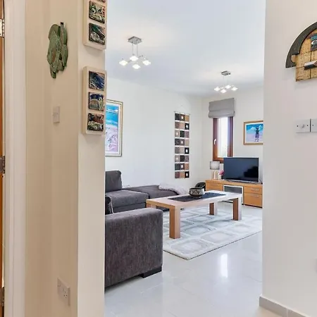 Fantastic Junior Cz02 Salamis With Gorgeous Views, Aphrodite Hills *