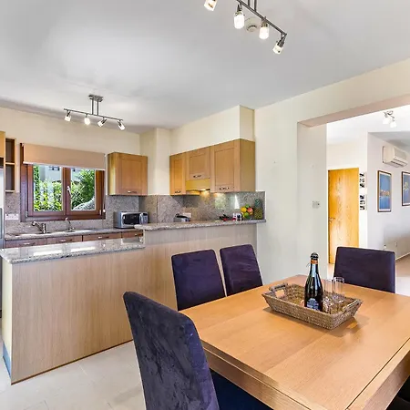 Fantastic Junior Cz02 Salamis With Gorgeous Views, Aphrodite Hills Вилла