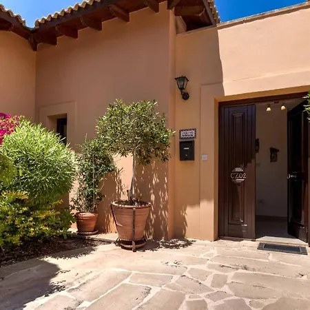 Fantastic Junior Cz02 Salamis With Gorgeous Views, Aphrodite Hills Kouklia