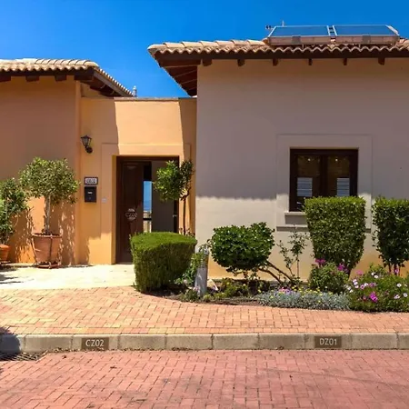 Villa Fantastic Junior Cz02 Salamis With Gorgeous Views, Aphrodite Hills *