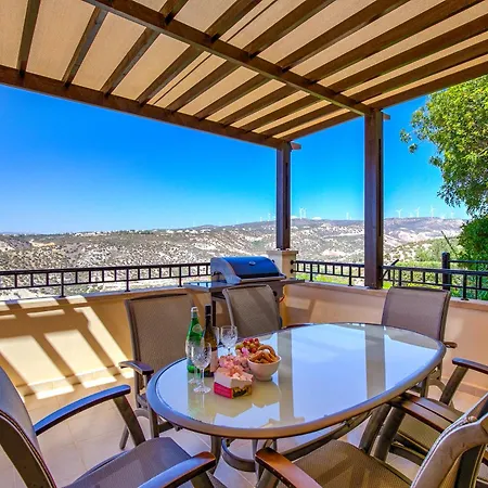 ヴィラ Fantastic Junior Cz02 Salamis With Gorgeous Views, Aphrodite Hills