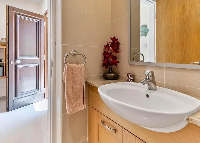 Fantastic Junior Cz02 Salamis With Gorgeous Views, Aphrodite Hills Willa